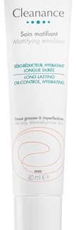 AvèneCleanance emulsione opacizzante per pelli grasse con tendenza all'acne40 ml