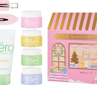 Banila Co.clean it zero Pink Wonderland Special Set set regalo di Natale per una pulizia perfetta della pelle1 pz