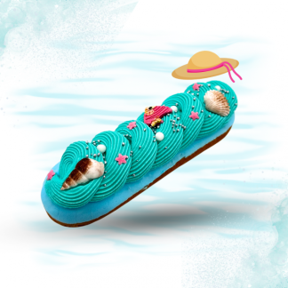 Candy Horse Holiday Eclair