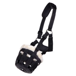 QHP Grazing mask with fur