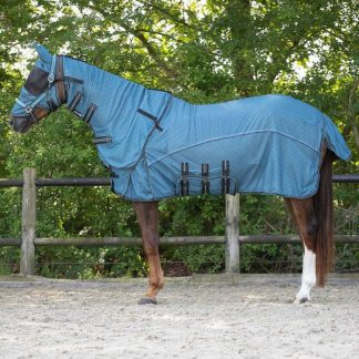 QHP SS25 Fly Rug Collection with Neck
